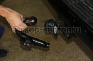 Фаркоп Toyota для TOYOTA LAND CRUISER 200 EXCALIBUR 2017-2019г. Артикул PZ408-72555-00