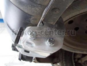 Фаркоп Galia для KIA CARENS 2006-2013. Артикул K032A