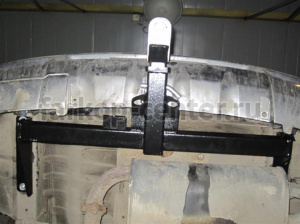 Фаркоп ДЗК для MITSUBISHI OUTLANDER 2003-2007. Артикул RA958
