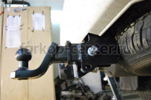Фаркоп Imiola для LEXUS LX 2007-2019г. Артикул T-059
