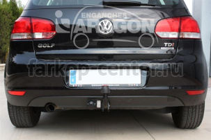 Фаркоп Aragon для VOLKSWAGEN GOLF 5 2003-2008. Артикул E6700DA