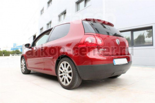 Фаркоп Aragon для VOLKSWAGEN GOLF 5 2003-2008. Артикул E6700DV