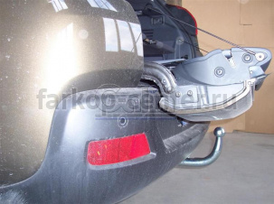 Фаркоп Galia для PEUGEOT 3008 2009-2017. Артикул P040A