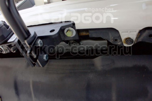 Фаркоп Aragon для TOYOTA LAND CRUISER PRADO 120 2003-2009. Артикул E6400EA