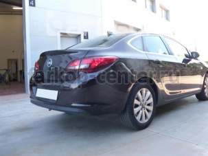 Фаркоп Aragon для OPEL ASTRA J седан 2009-2015. Артикул E4510DV