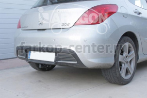Фаркоп Aragon для PEUGEOT 308 2007-2013. Артикул E4716AS