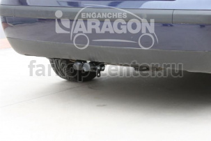 Фаркоп Aragon для VOLKSWAGEN PASSAT B5 1996-2005. Артикул E6702CS