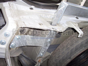 Фаркоп Galia для TOYOTA COROLLA VERSO 2004-2009. Артикул T053A