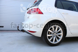 Фаркоп Aragon для VOLKSWAGEN GOLF 5 2003-2008. Артикул E6700DA
