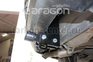 Фаркоп Aragon для MAZDA 3 2009-2013. Артикул E4004AS