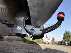 Фаркоп Bosal Russia для FORD FOCUS 3 2011-2019. Артикул 3968-A