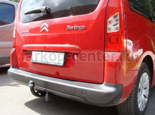 Фаркоп Auto-Hak для PEUGEOT PARTNER TEPEE 2008-2019г. Артикул F 31