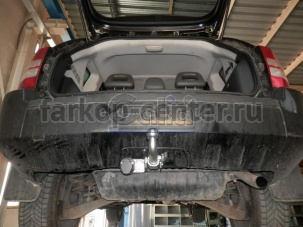 Фаркоп Galia для JEEP LIBERTY 2007-2012. Артикул J012A