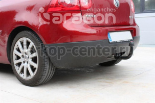 Фаркоп Aragon для VOLKSWAGEN GOLF 5 2003-2008. Артикул E6700DV