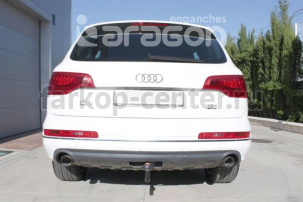 Фаркоп Aragon для AUDI Q7 2005-2015. Артикул E6710AV