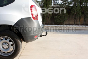 Фаркоп Aragon для RENAULT DUSTER 2010-2015. Артикул E1303AA