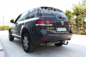 Фаркоп Aragon для VOLKSWAGEN TOUAREG 2002-2010. Артикул E6710AA