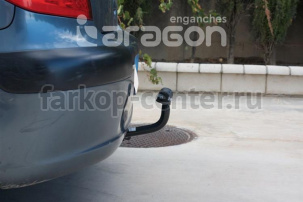 Фаркоп Aragon для PEUGEOT 307 2001-2008. Артикул E4716AS
