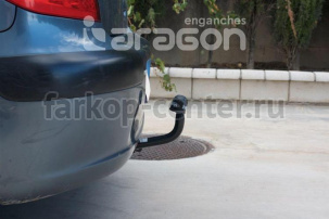 Фаркоп Aragon для PEUGEOT 307 2001-2008. Артикул E4716AA