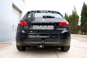 Фаркоп Aragon для PEUGEOT 308 2013-2019г. Артикул E4716BA