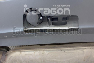 Фаркоп Aragon для VOLKSWAGEN GOLF 5 2003-2008. Артикул E6700DV