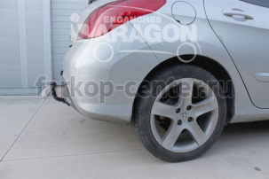 Фаркоп Aragon для PEUGEOT 308 2007-2013. Артикул E4716AS