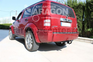 Фаркоп Aragon для DODGE NITRO 2007-2011. Артикул E1701AA