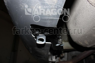 Фаркоп Aragon для FORD C-MAX 2003-2010. Артикул E2013AV