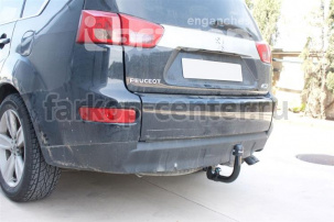 Фаркоп Aragon для PEUGEOT 4007 2007-2012. Артикул E4204BV