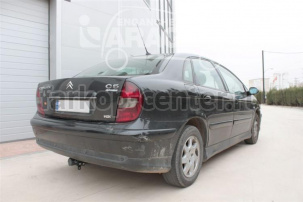 Фаркоп Aragon для CITROEN C5 2001-2004. Артикул E1216AS