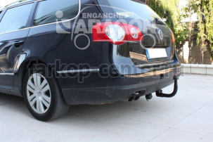 Фаркоп Aragon для VOLKSWAGEN PASSAT B6 2005-2010. Артикул E6702DV