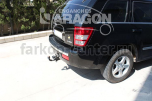 Фаркоп Aragon для JEEP GRAND CHEROKEE WK 2004-2010. Артикул E2903DV