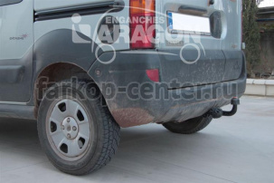 Фаркоп Aragon для RENAULT KANGOO 1998-2008. Артикул E5218CA