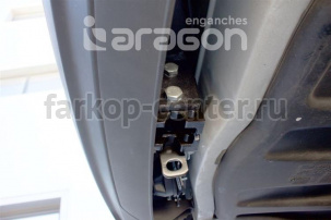 Фаркоп Aragon для MERCEDES-BENZ C-CLASS W204 2007-2014. Артикул E4112CV