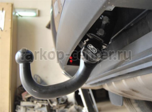 Фаркоп Steinhof для VOLKSWAGEN TOUAREG 2002-2010. Артикул A-093
