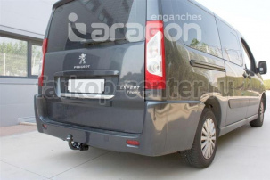 Фаркоп Aragon для PEUGEOT EXPERT 2007-2016. Артикул E1209BA