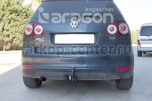 Фаркоп Aragon для VOLKSWAGEN GOLF 5 2003-2008. Артикул E6700DA