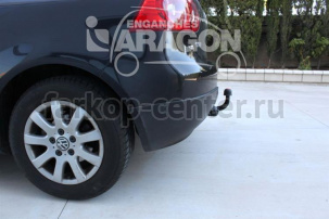 Фаркоп Aragon для VOLKSWAGEN GOLF 5 2003-2008. Артикул E6700DA