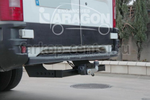 Фаркоп Aragon для IVECO DAILY 1999-2014. Артикул E2700AC