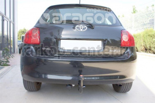 Фаркоп Aragon для TOYOTA AURIS 2007-2013. Артикул E6417AV