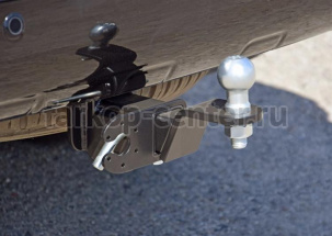 Фаркоп PT GROUP для TOYOTA LAND CRUISER 200 2007-2019г. Артикул 9041501