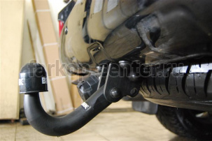 Фаркоп Brink для TOYOTA LAND CRUISER 200 2007-2019г. Артикул 424500